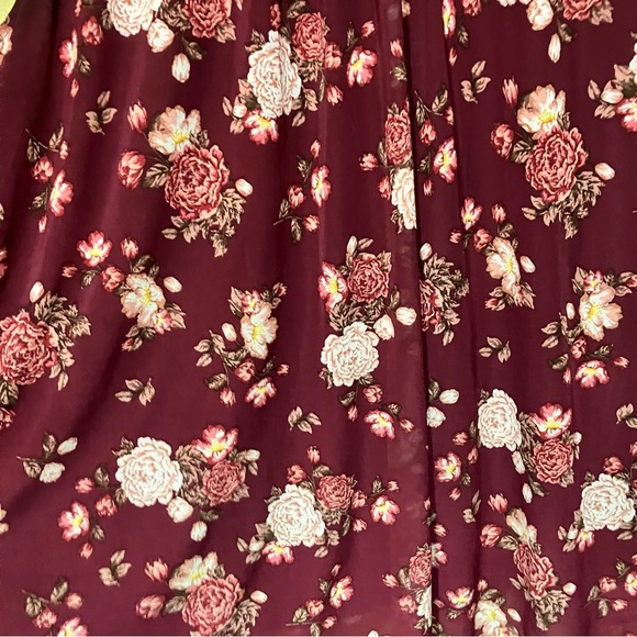 Torrid Floral Top - Picture 2 of 5